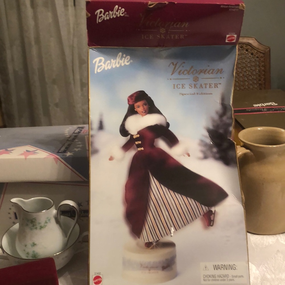 Barbie Victorian Ice Skater Special Edition. NIB.